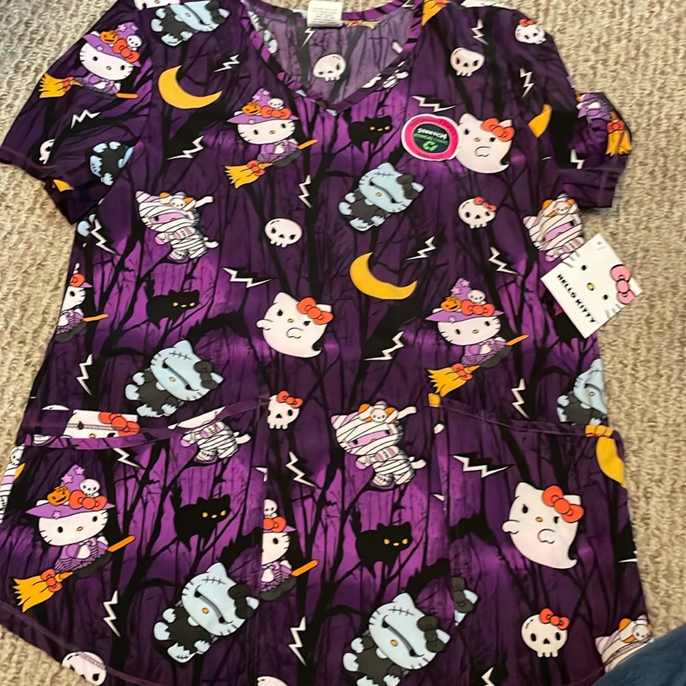 brand new halloween scrub top never worn
